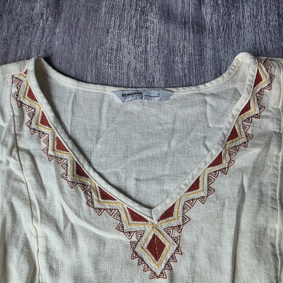 Sonoma Cream Embroidered V Neck Short Sleeve Linen Blend Top Size Small - Picture 3 of 7